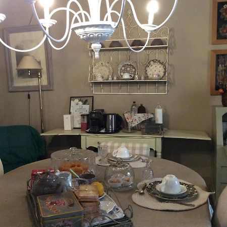 Aria Di Campagna Bed & Breakfast โลดิ ภายนอก รูปภาพ
