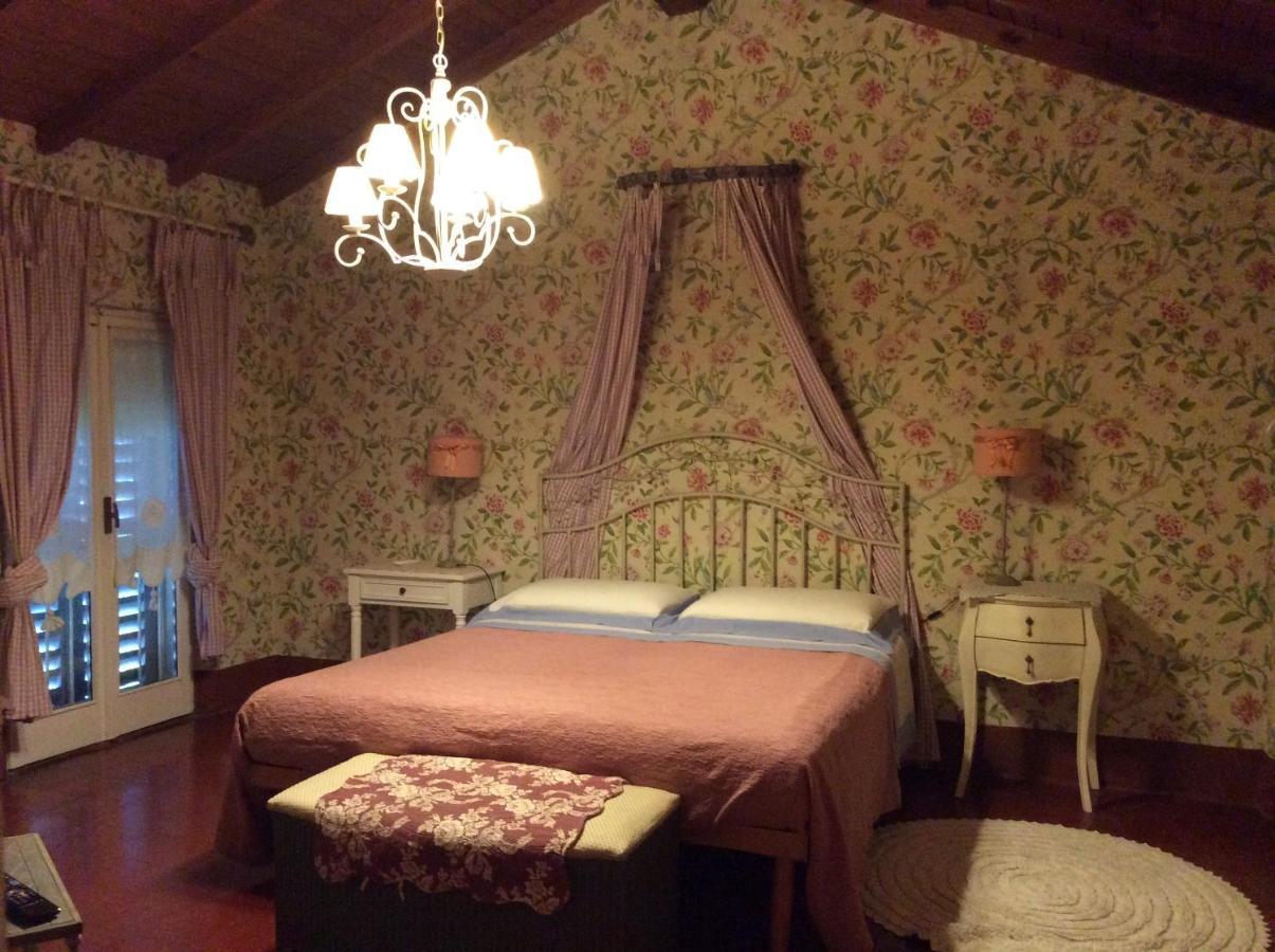 Aria Di Campagna Bed & Breakfast โลดิ ภายนอก รูปภาพ